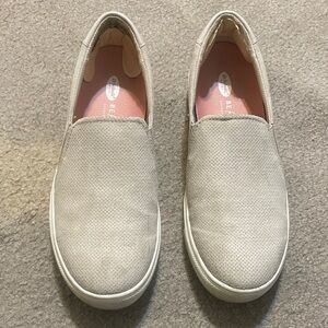 Dr. Scholls Women’s Nova Slip-on Flats size 7.5, Light Grey